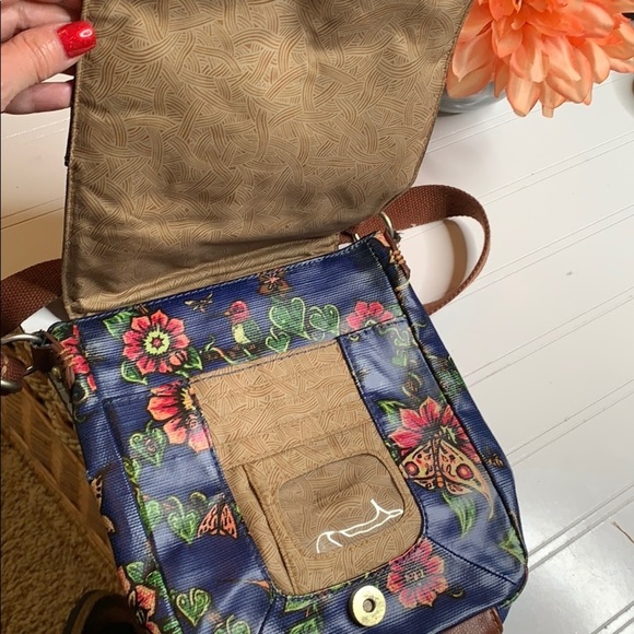 Sakroots Blue Floral Crossbody Bag - Picture 5 of 10